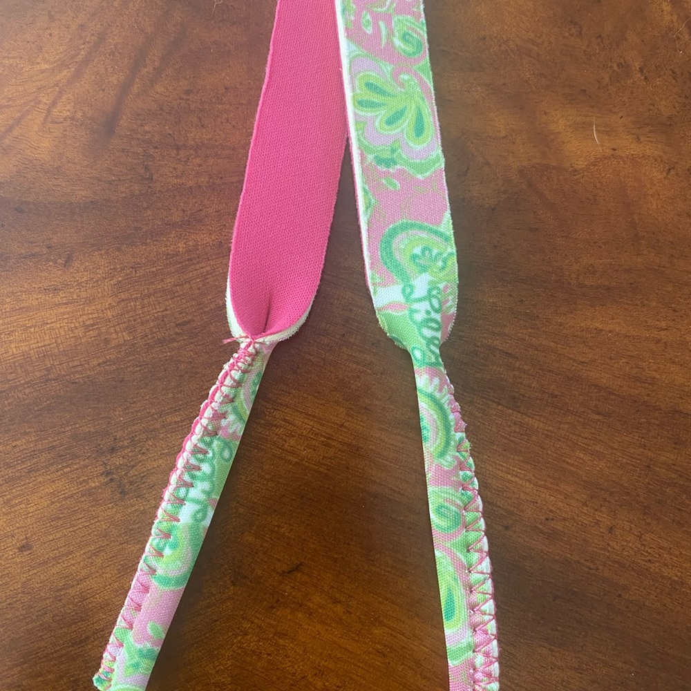 Lilly Pulitzer Sunglass Strap in Pink and Green Floral - Picture 3 of 6